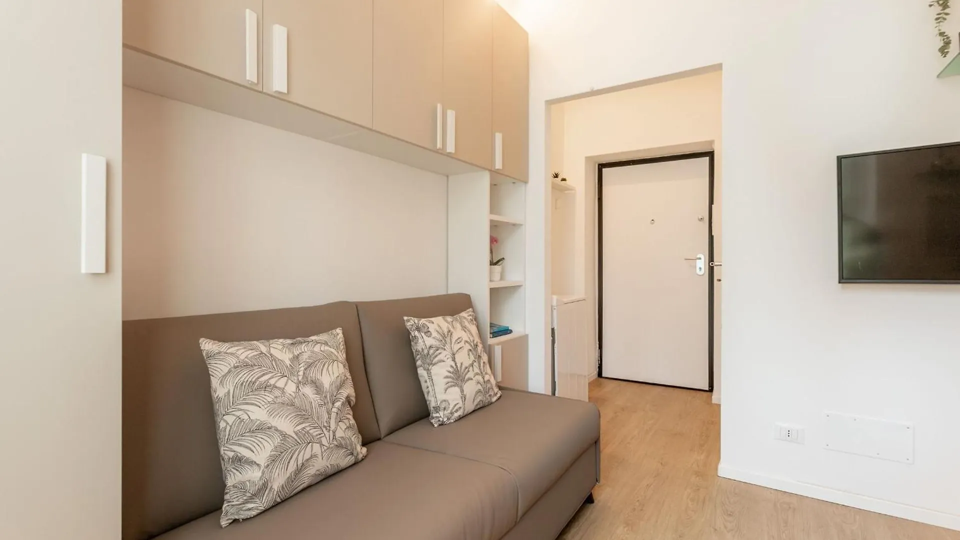 Apartment Giuseppe Ripamonti Vigentino-Lodi-Bocconi By Halldis Milan Italy